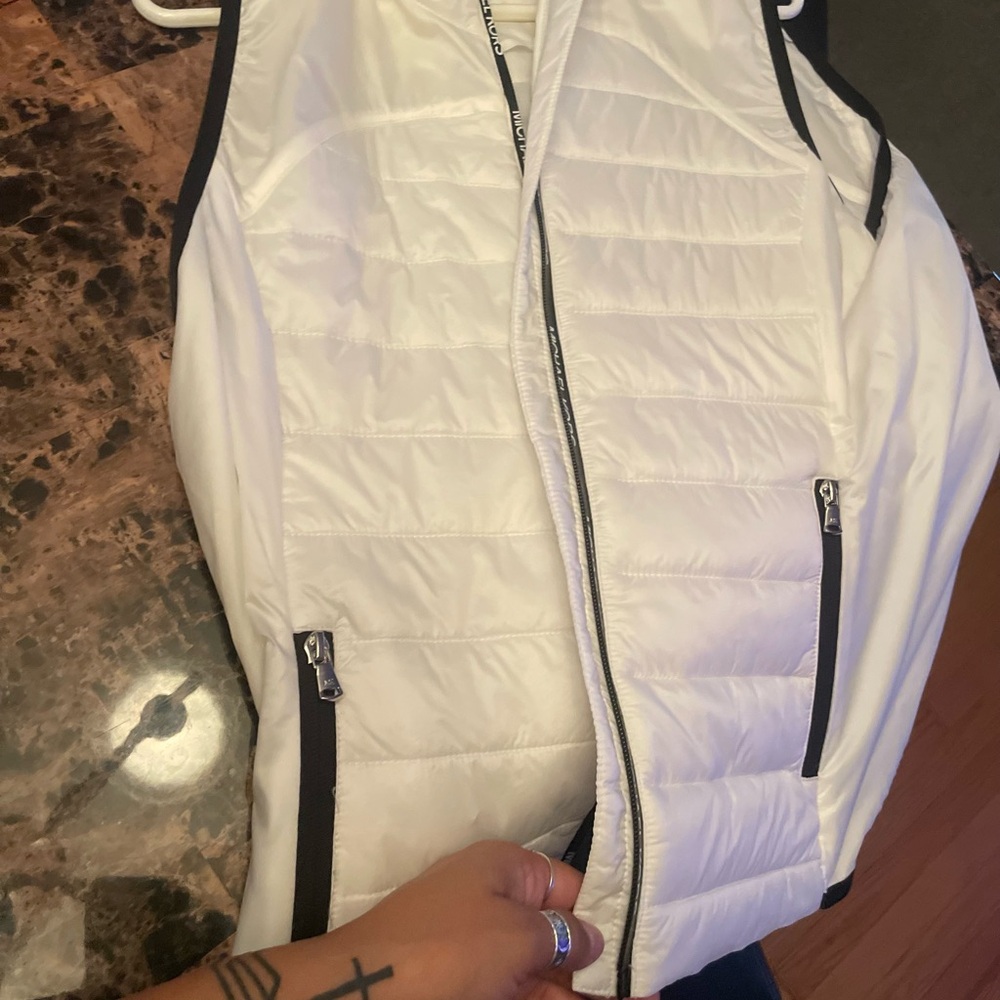 I’m selling a Michael Kors jacket